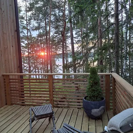 Casa Colibri, Oceanfront And Sauna & Pier * Korpo